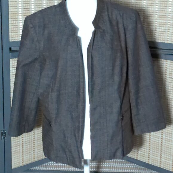 Roz & Ali Brown 3/4 Sleeve Moto-styled Jacket - Picture 3 of 7